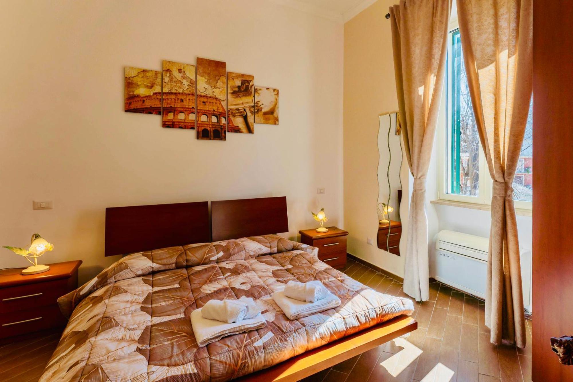 Miclad Colosseum Guest House Rome Exterior photo